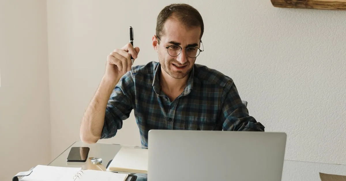 Virtual assistant vs freelancer comparison